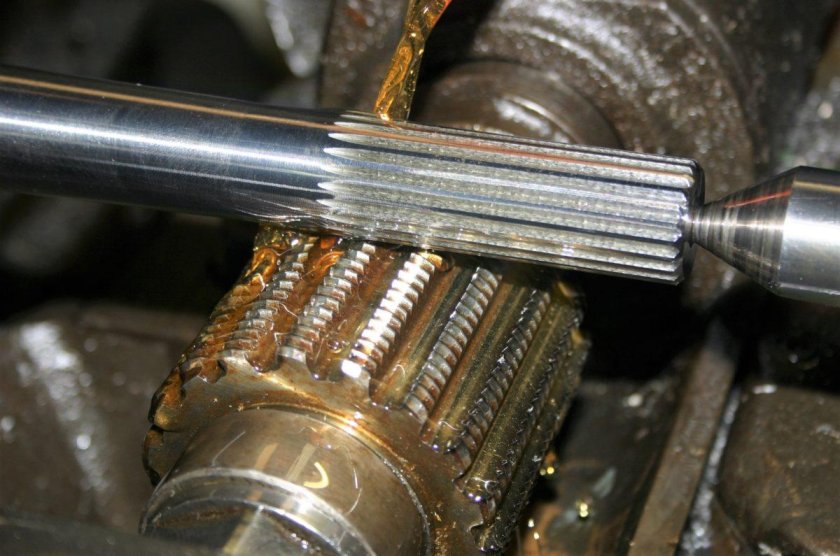 Протягивание шлицевых отверстий