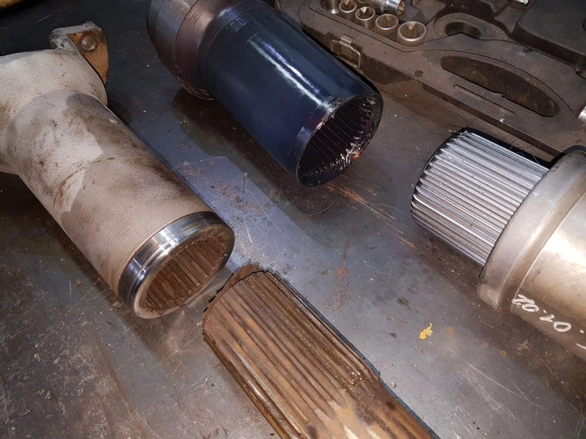 Шлицевая муфта 16/32 21t