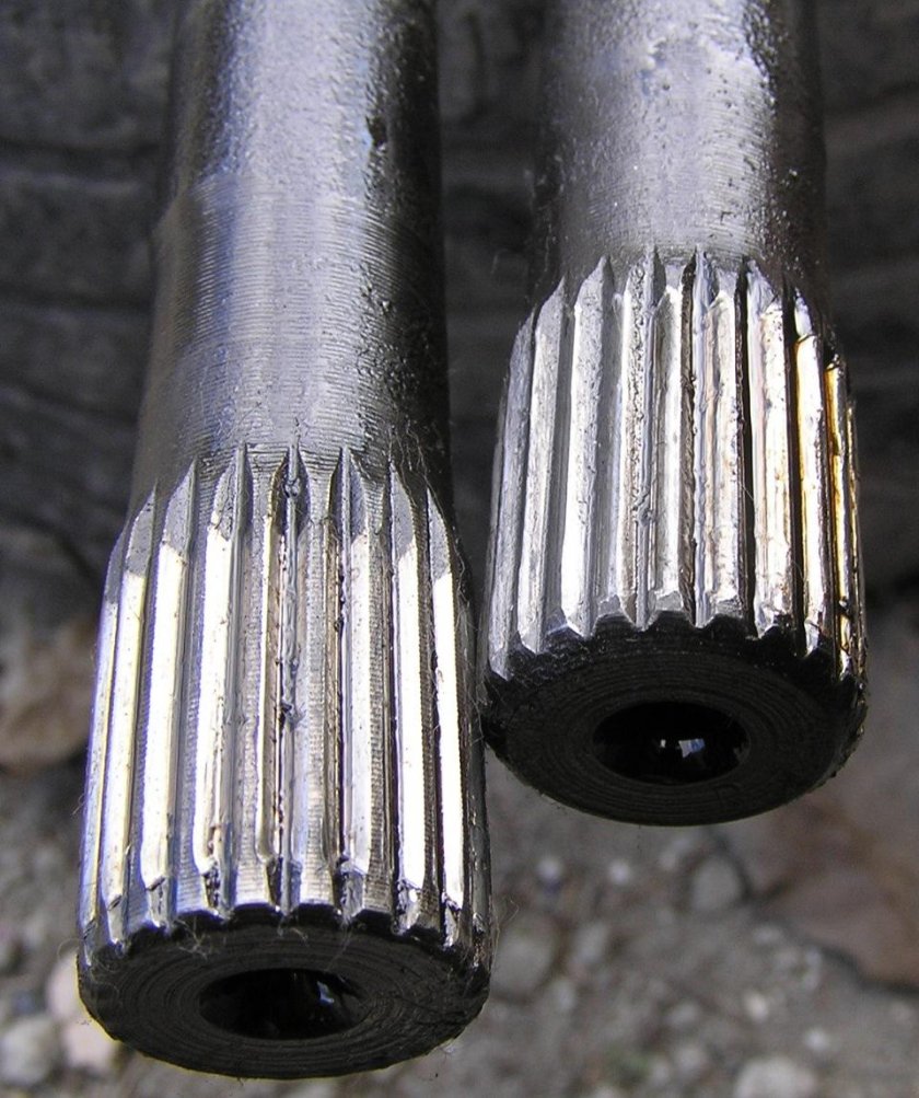 Полуось ВАЗ 2107 шлицы