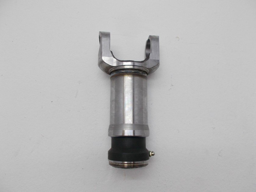 469-2201023 Фланец-вилка карданного вала УАЗ