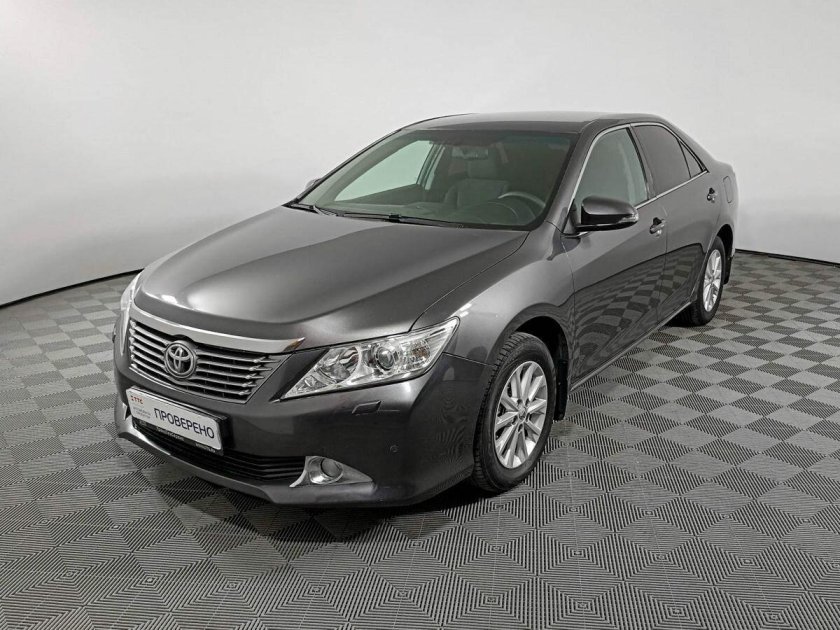 Тойота Камри 212