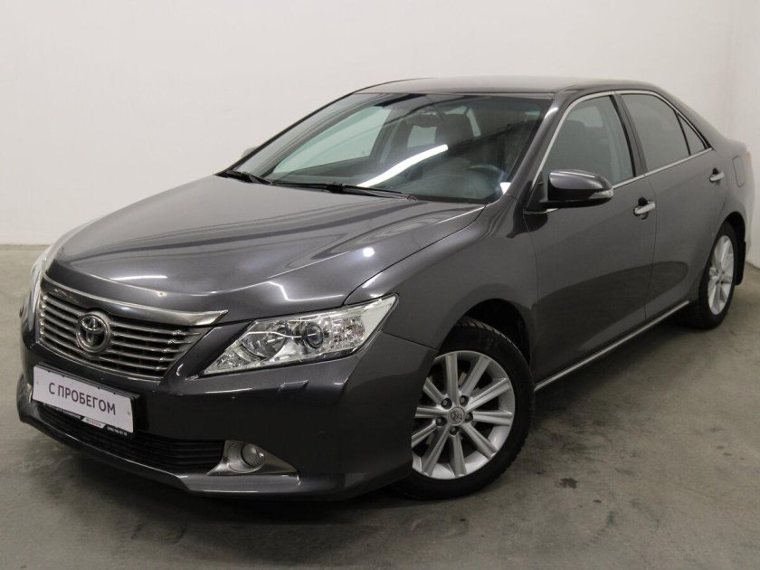 Toyota Camry VII xv50 2012