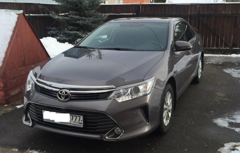 Тойота Камри 55 серая