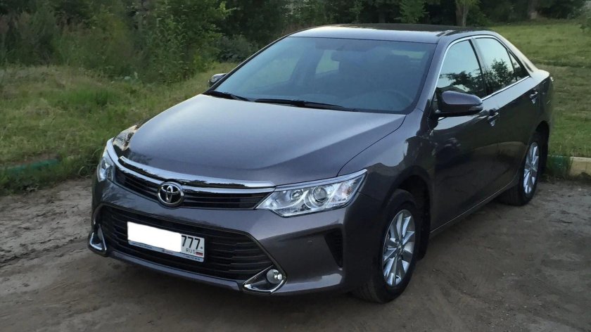 Тойота Камри 55 серая