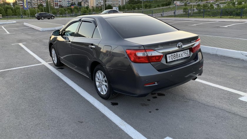 Toyota Camry xv50 серая
