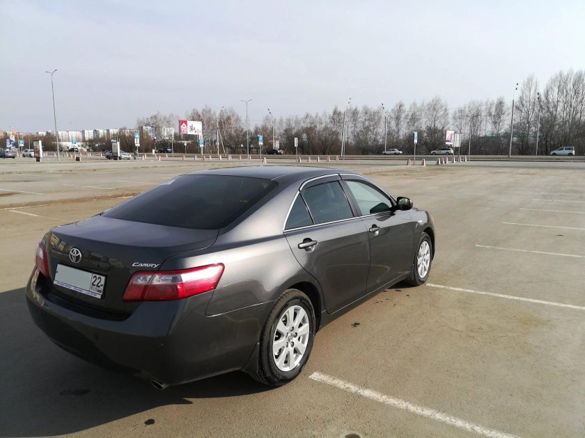 Камри 40 серая