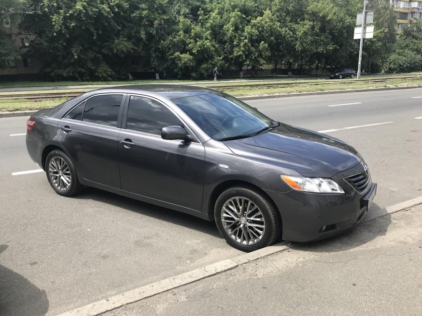 Toyota Camry xv40 r17