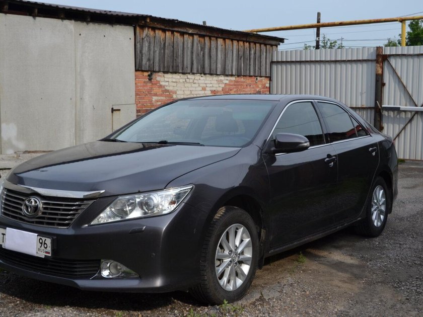 Toyota Camry VII xv50 2012