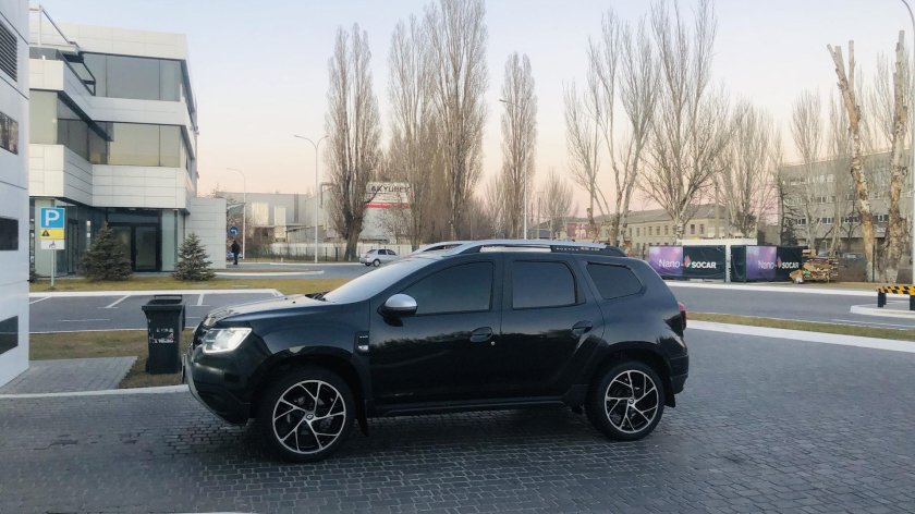 Renault Duster r18 черный