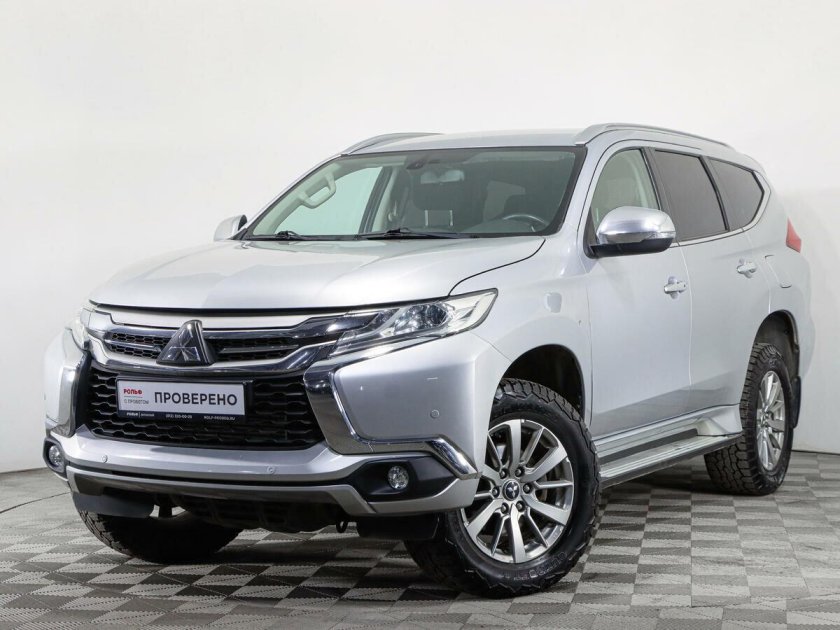 Mitsubishi pajero sport 2019