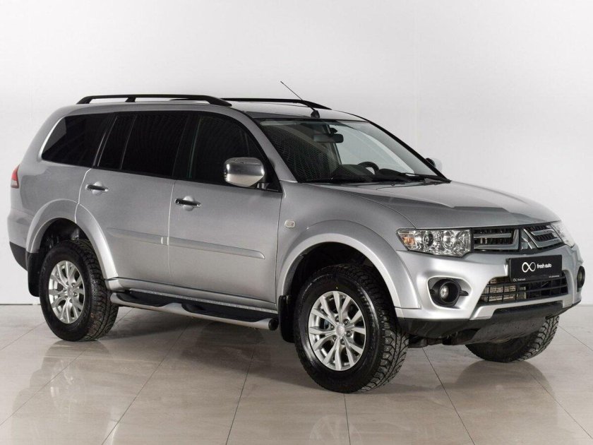 Митсубиси Паджеро спорт 2015