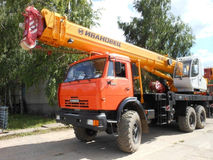 Кран 25/31 КАМАЗ вездеход