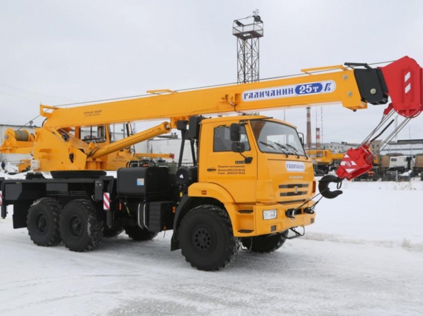 КАМАЗ кран Галичанин 25 тонн