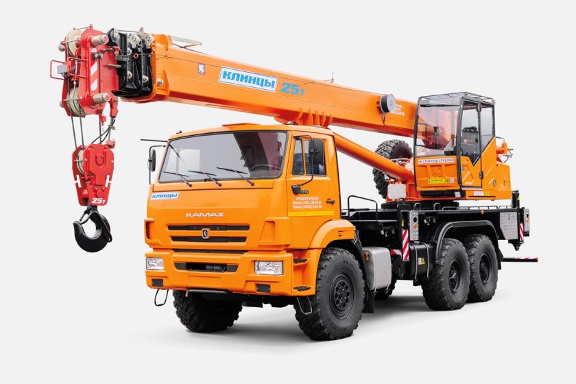 Автокран КАМАЗ 43118