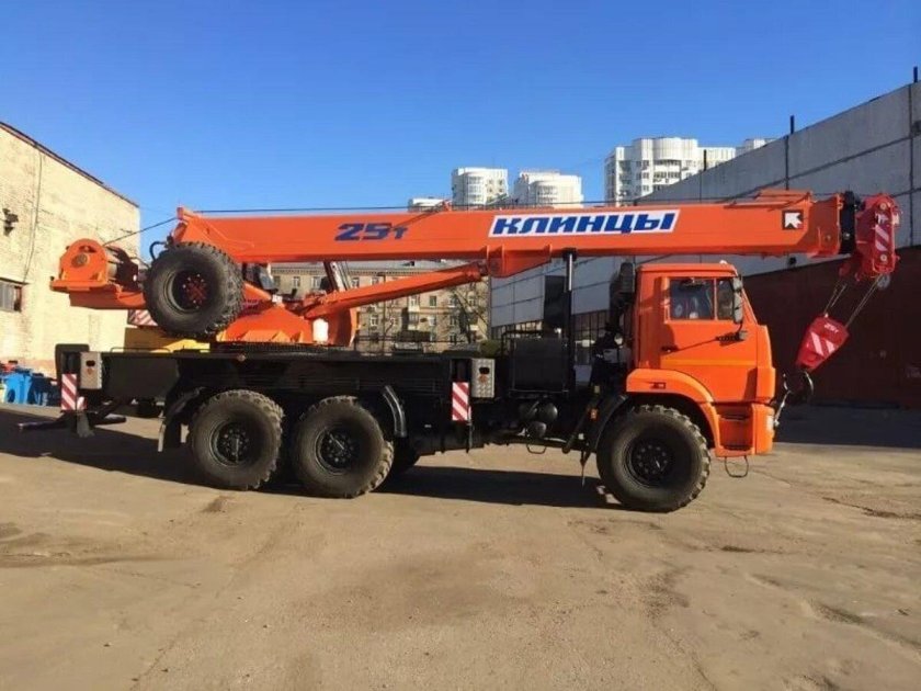 КАМАЗ кран вездеход 25 т
