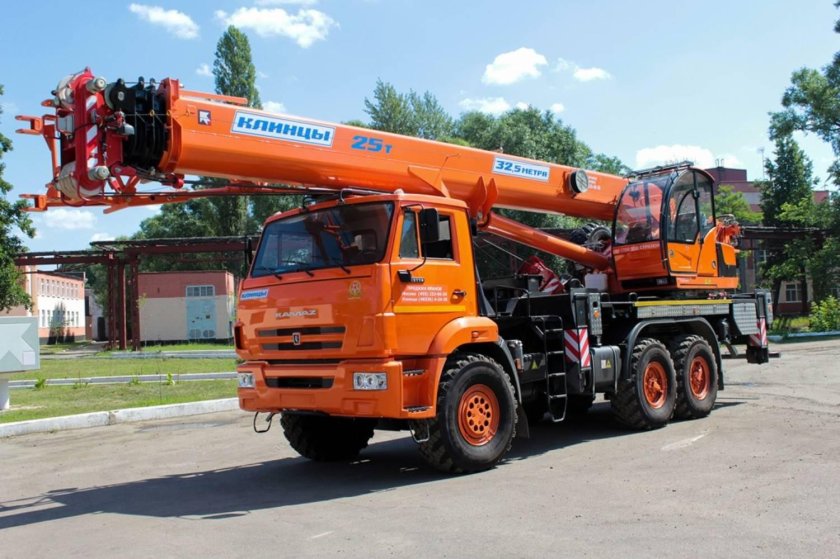 Кран КАМАЗ 55713 5к4
