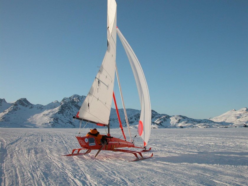 Парусные сани буер