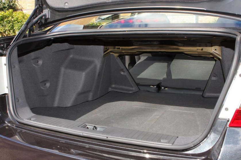 Chevrolet Epica багажник