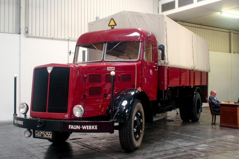 Магирус Фаун тягач
