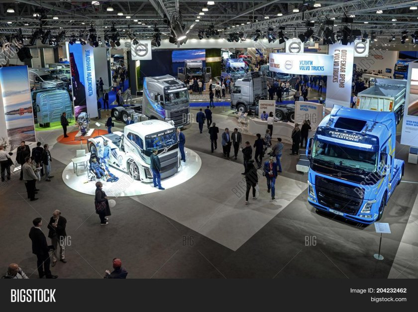 Выставка грузовых автомобилей