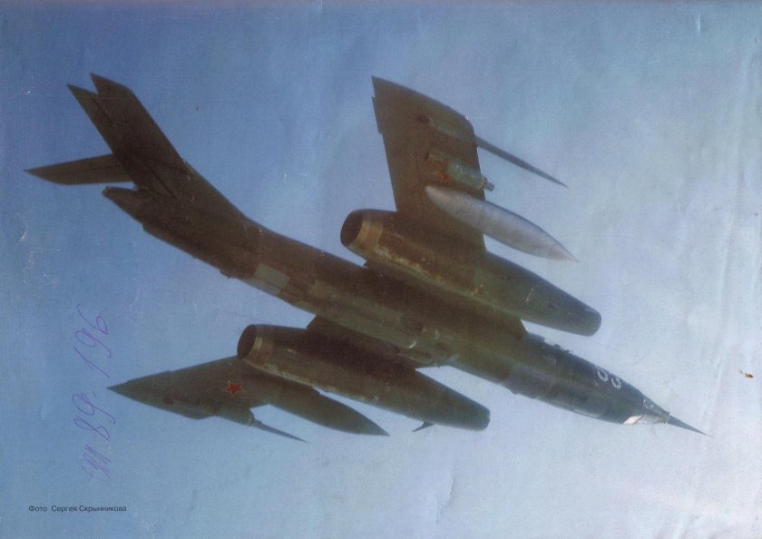 Як-28 первый сверхзвуковой бомбардировщик перехватчик разведчик