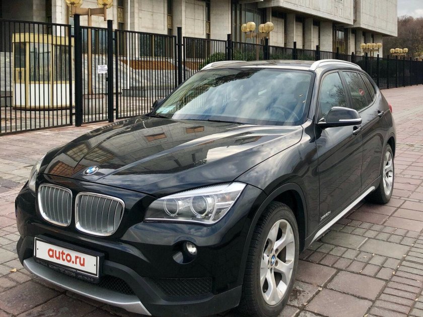 БМВ x1 2012 черная