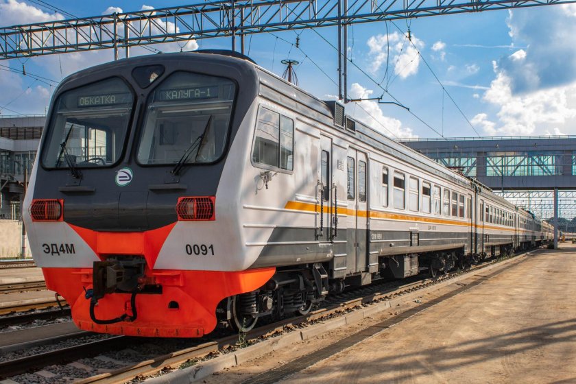 Пригородные электропоезда москва