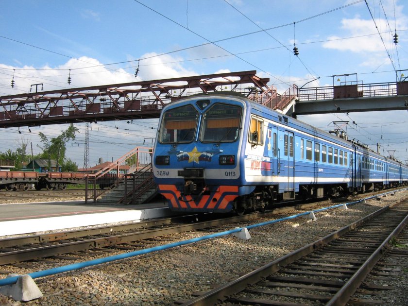 Эр 2 электропоезд