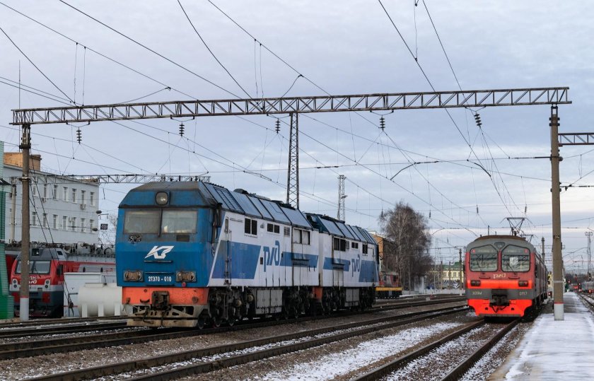 Грузовой тепловоз 2тэ70