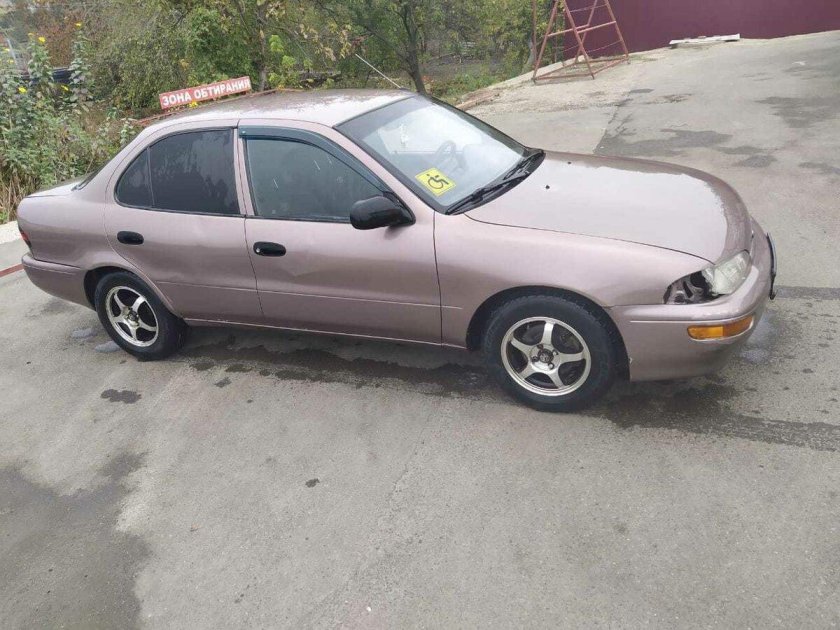 Шевроле Гео призм