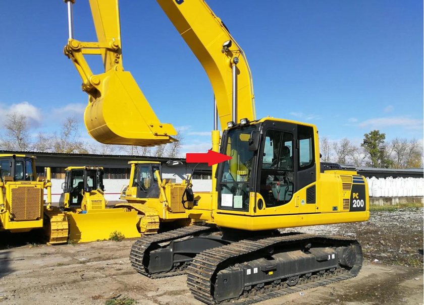 Экскаватор Коматсу pc200