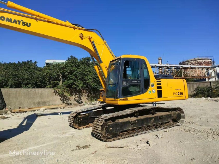 Экскаватор komatsu pc220