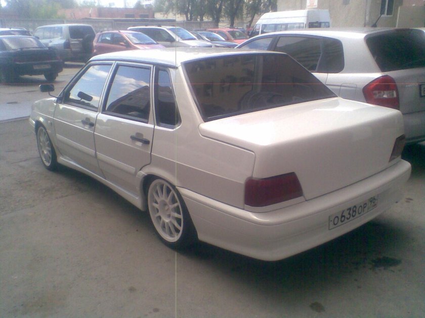 ВАЗ 2115 белая