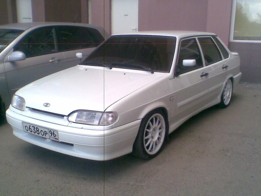 ВАЗ 2115 белая