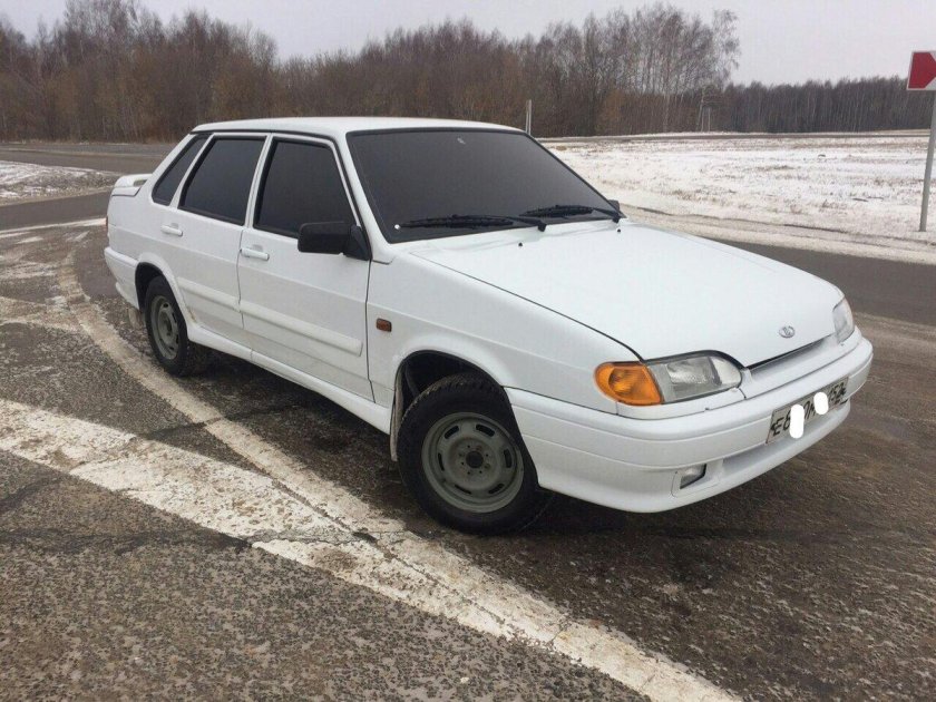 ВАЗ 2115 белая