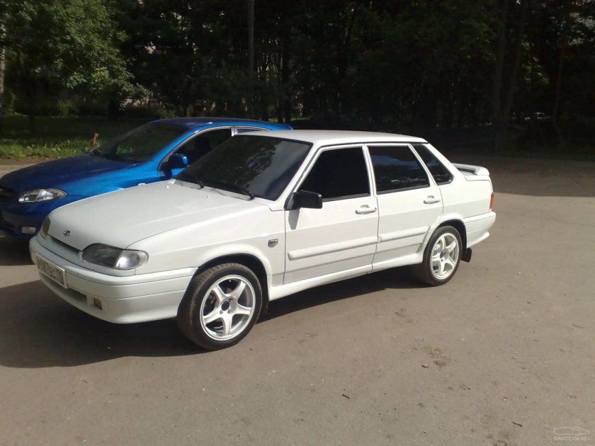 Лада 2115 белая