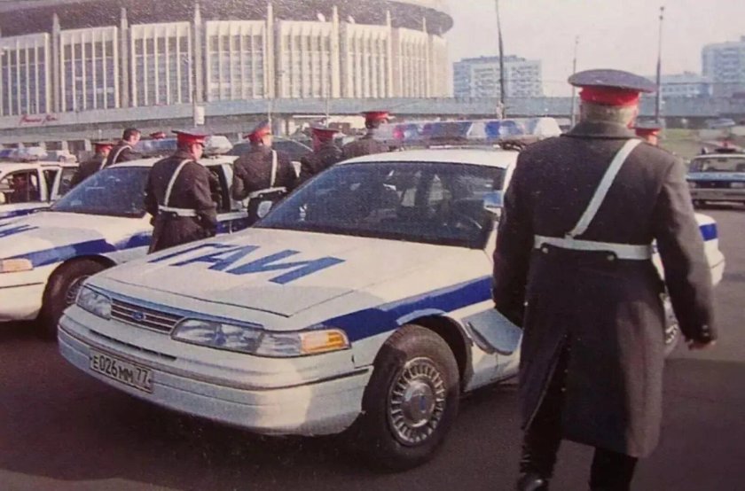 Ford Crown Victoria милиция