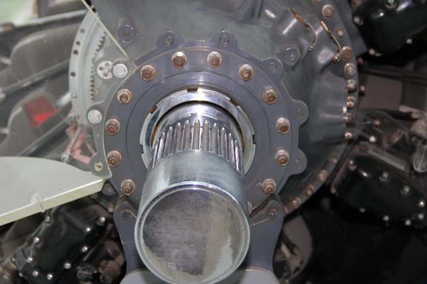 Поршневой авиационный двигатель