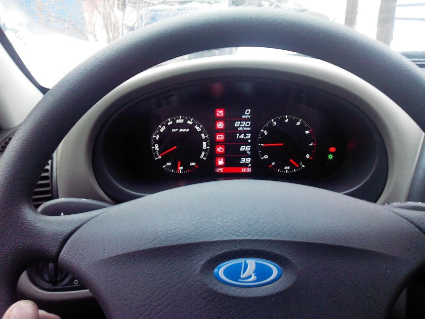 Приборная панель Калина спорт 1