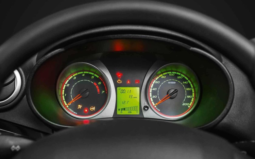 Панель приборов Лада Калина 2