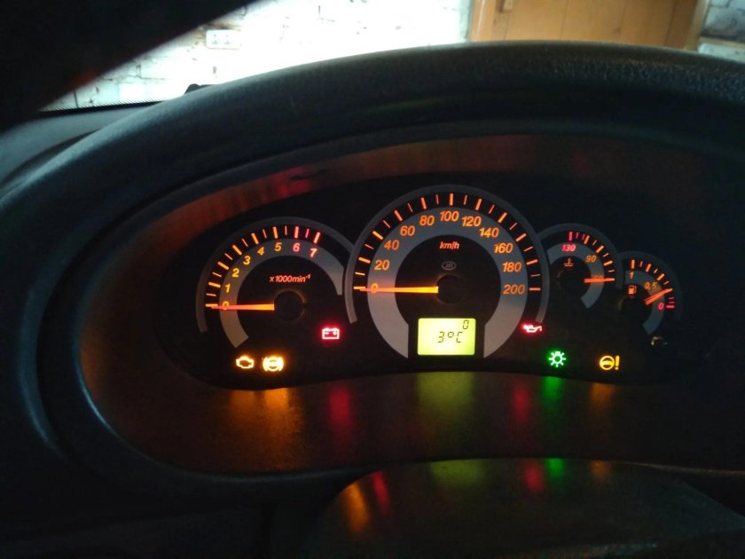 Приборка Калина спорт 1