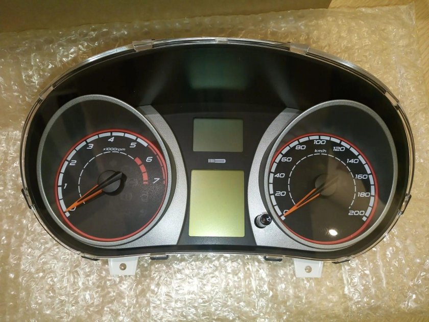 Приборная панель Калина 2