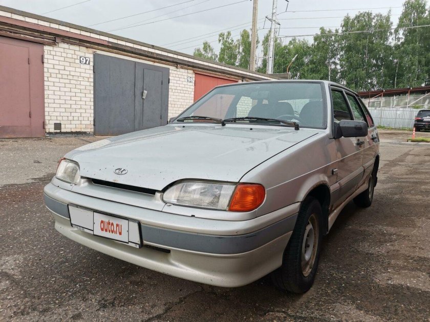 Молочно-белый серебристый 2114