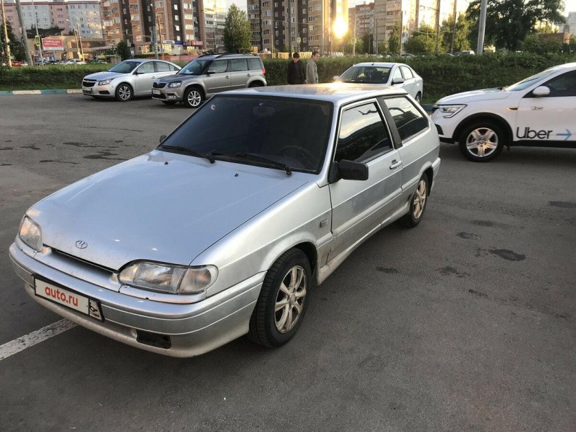 ВАЗ 2113 серебристая