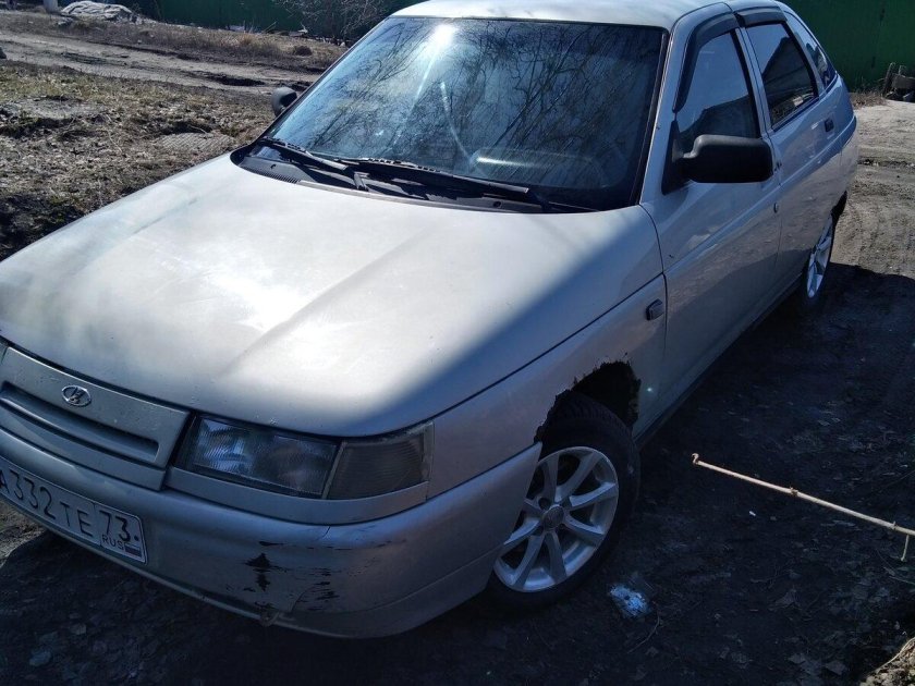 ВАЗ 2112 молочно-белый серебристый