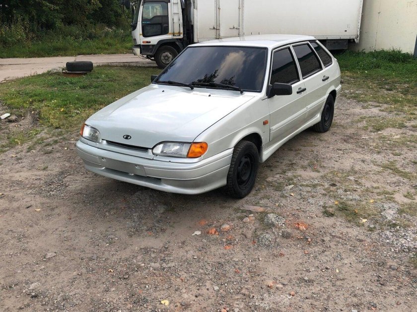 ВАЗ 2114 молочно белый серебристый