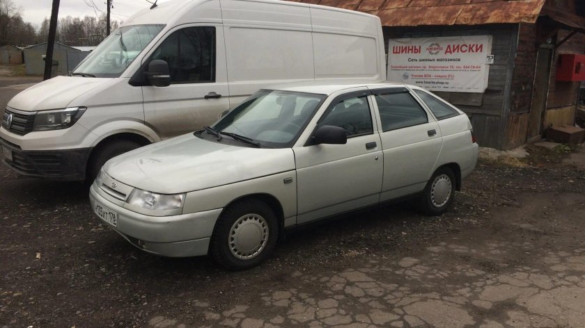 ВАЗ 21121