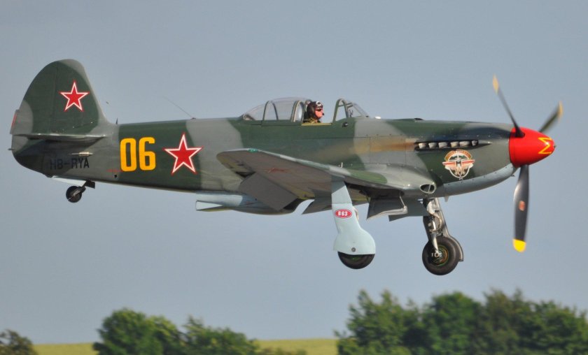 Як-9 истребитель