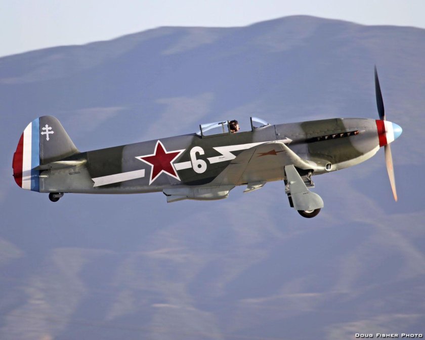 Як-7 истребитель