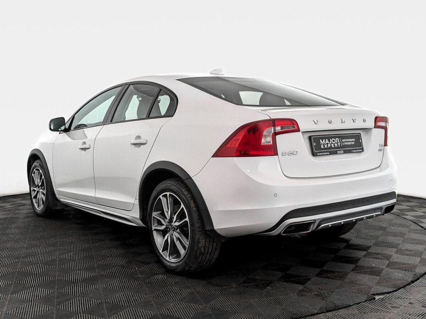 Volvo s60 cross country